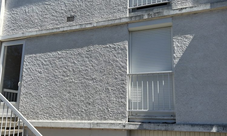 a-la-vente-sur-castres-maison-3-chambres-avec-garage-et-sortie-06a6c116310202.jpg