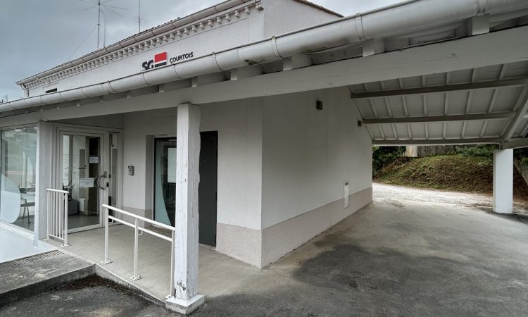 lacrouzette-ideal-investisseur-batiment-de-80-m2-avec-jardin-et-parking-06a6c11489c13d.jpg