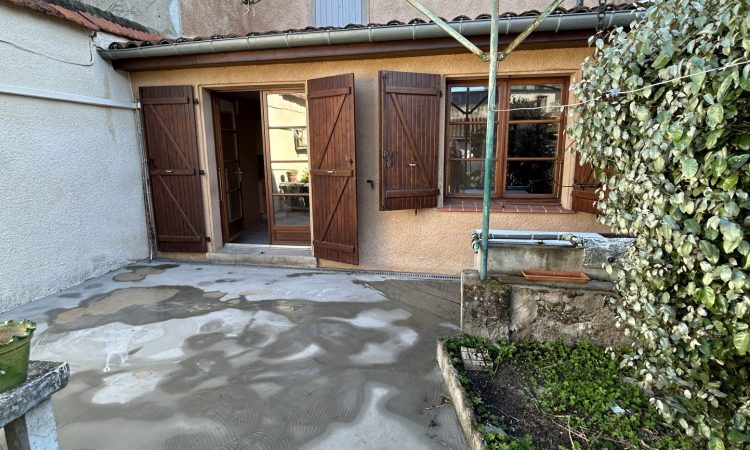maison-deux-jardin-jardin-06a6d623aa6fd9.jpg